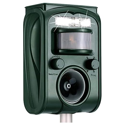 2023 Solar Ultrasonic in Repellent Defender Rat, Squirrel, Deer, Raccoon, Skunk, Rabbit, Mole, Dog, Cat, Waterproof with Motion Detector Green