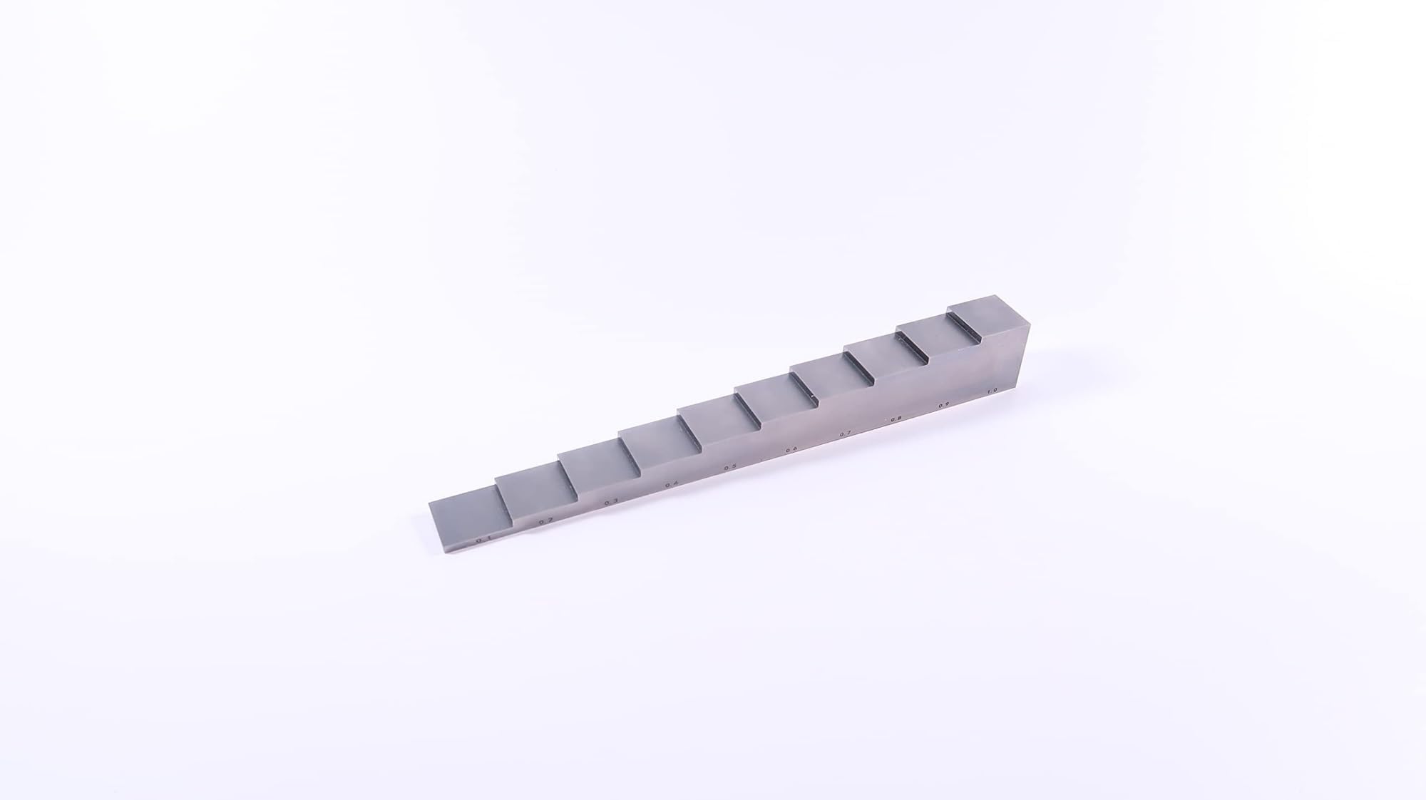 0.1 inch 10-Step Test Block, 1018 Steel, Stepped Wedge Calibration, Suitable for Thickness gauges, with Carrying case