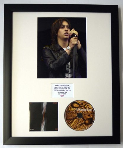 THE STROKES/Darstellung mit Foto und CD | Limited Edition des Albums FIRST IMPRESSIONS OF EARTH