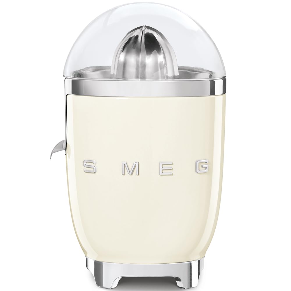 Smeg, Presse Agrumes Électrique CJF11CREU, Mise en Marche Automatique à Pression, Bec Anti-​goutte et Cône Universel, Base Antidérapante, Range Cordon Intégré, 70W, Crème