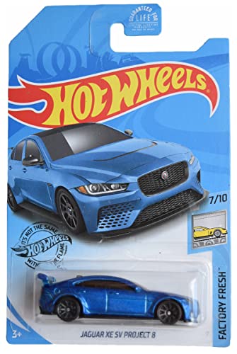 Hot Wheels Jaguar XE SV Project 8 Azul