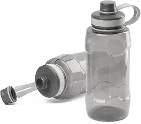 Garrafa De Água 1,5 Litros com Alça de Mão Para Transporte e Tampa Com Anel de Silicone Para Vedação anti vazamento, Bico Rosqueável Para Acesso Rápido na Cor Preto Transparente UTIMAIS+