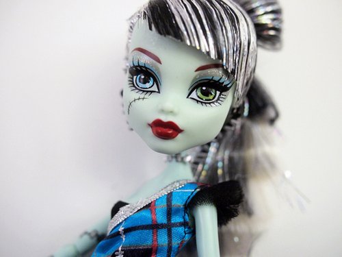 Muñeca Monster High Sweet 1600 Frankie Stein miniatura 2
