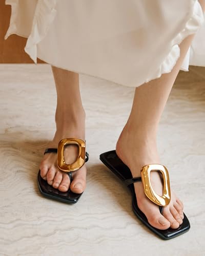Image of Coutgo Womens Flat Sandals Comfortable Flip Flops Slide Sandals Summer Beach Shoes with Metal Decoration