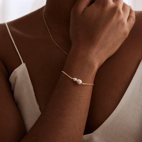 Gold Pearl Bracelets for Women Trendy, 14K Real Gold Plated Bracelet Set Dainty Pearl Bracelet Link Chain Charm Gold Bracelets for Women Non Tarnish Wedding Bridesmaid Gifts2