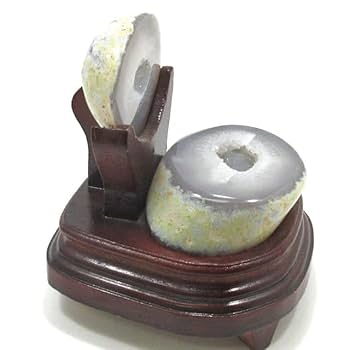 トレジャー瑪瑙 台座付き 龍穴　約270ｇ ◇天然の龍穴パワーを凝縮！◇エネルギーが集まる開運石