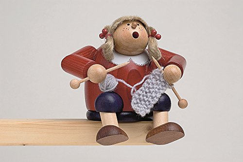 Rudolphs Schatzkiste Räuchermann Kantenhocker Strickliesel mit Wolle BxTxH= 13x11x13cm NEU Rauchen Rauchfigur Rauchmann Räucherfigur Räucherkerze Smoker Kerze Figur Mann Holz Seiffen Erzgebirge Holz