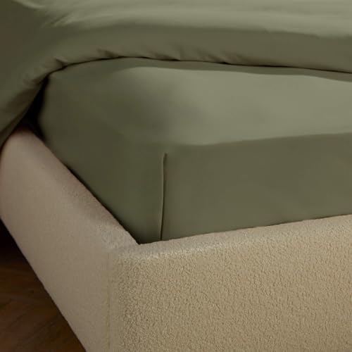 Silentnight Brushed Cotton Bed Linen - Soft Velvety Touch 100 Percent Cotton - Cosy Warmth Feel for Colder Nights - Breathable Lightly Brushed Hypoallergenic (Green, Double, Fitted Sheet)
