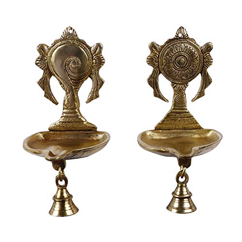 ARTVARKO Brass Shankha Chakra Villaku Shankh and Chakra Traditional Oil Lamp (Gold, Standard)