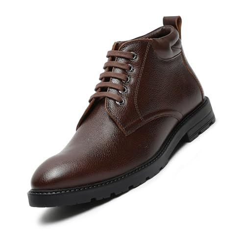 Image of LOUIS STITCH Chukka Boot for Men | High Ankle Italian Leather Boot | Handcrafted | Hiking and Biking Shoes | Brogue Style Lace-up Boot | Mens Formal Boot |Black |(BT-WBNDCKBGJB)