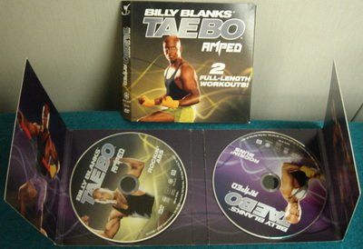 Billy Blanks' Tae-Bo Amped: 2 Workouts on 2 DVDs - Rockin' Abs and Rockin' Buns [DVD]