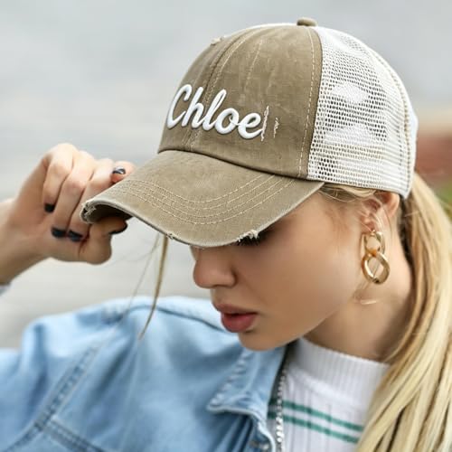 Gorra para mujer con abertura para coleta y bordado personalizado miniatura 2
