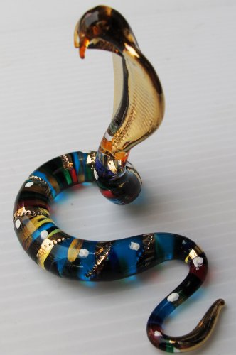 Witnystore 2" Long Blue Spreading Hood Glass Snake Figurine - Collectible Animal Art - Colored Hand Blown Painted Glass Miniature Table Decor Crystal Serpent Cobra Reptile Gift Souvenir #TOP4
