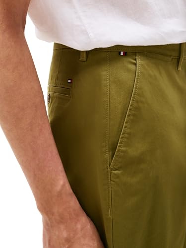 Image of Tommy Hilfiger Men's Stretch Cotton Chino Pants in Custom Fit