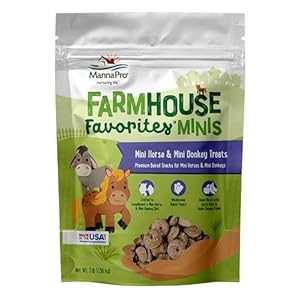 Manna Pro Farmhouse Favorites Mini Horse & Mini Donkey Treats –Baked Snack for Mini Horses & Mini Donkeys – Hand Mixed Treat – Oats, Apple & Banana Flavored – 3lb Bag