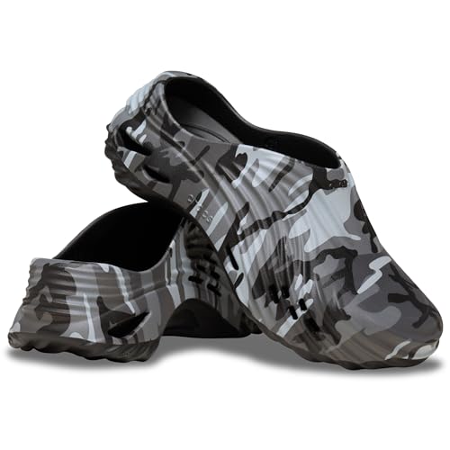 Image of Crocs Unisex-Adult Echo Wave Clogs