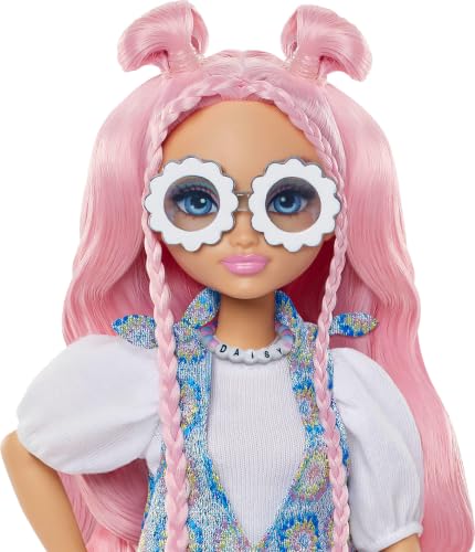 Image of Barbie Dream Besties Doll and Accessories, Daisy Jean Posable Fashion Doll with Removable Fashions & Wavy Pink Hair, 9 DJ & Music Themed Pieces, JDD74