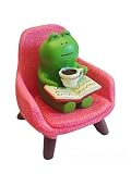 Inufcub Miniature Frog Figurine Reading Book & Drinking Coffee on Pink Sofa - Cute Resin Desk Decor for Office & Home, Book Shelf Decor, Unique Gift for Frog Lovers