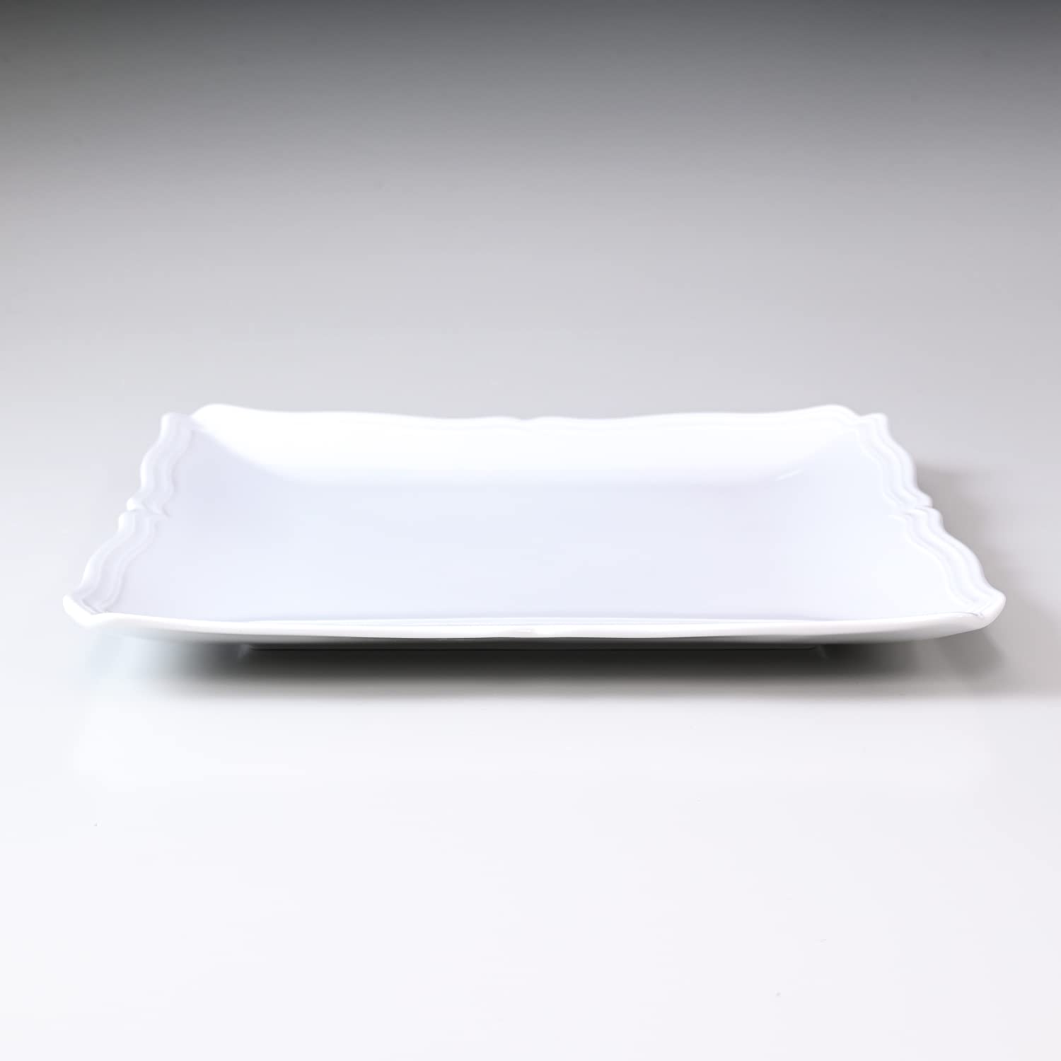 ジノリ　アンティコホワイト　27スクエアプレート×3 Amazon.co.jp: リチャードジノリ アンティコホワイト スクエアプレート