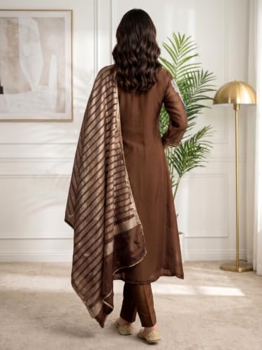 Image of Naixa Women's Pure Cotton Embroidered Straight Kurta with Pant and Dupatta Sets for Wedding and Festival Wear