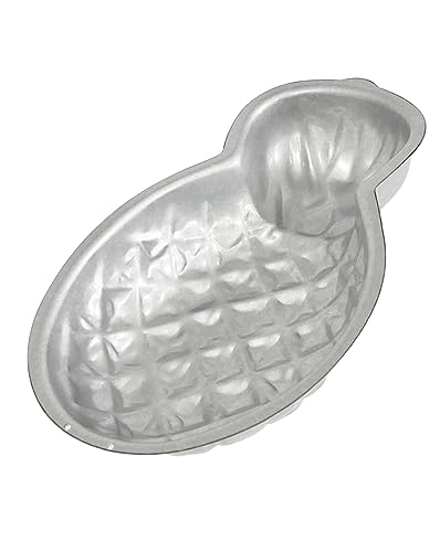 Image of USA Pan Global Bakeware Pineapple Cake Pan