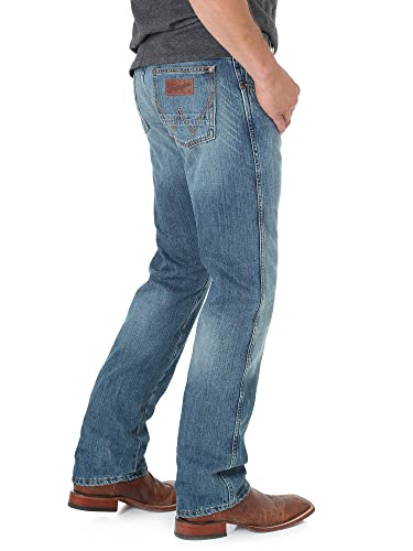 Image of Wrangler Men's Retro Slim Fit Straight Leg Jean