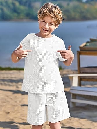 Haloumoning Conjunto de ropa para niño de verano, color sólido, manga corta, camiseta con pantalones cortos elásticos, ropa informal conjuntos con estructura — view 2