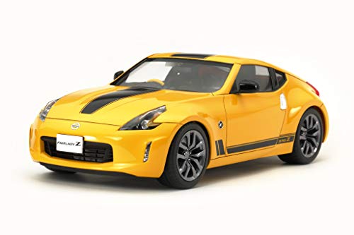 Kit Nissan Fairlady Z Heritage Edition 1/24