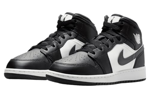 Image of Nike Kids' Air Jordan 1 Mid Shoes