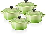 Inhalt: 1 x Le Creuset Steinzeug 4er-Set Petite Auflaufform, 200 ml, 1 x Broschüre zur Pflege & Verwendung, Maße: L10,6 x B13,8 x H8,1 cm, Gewicht: 1,72 kg, Farbe: Palm, 79212104260100