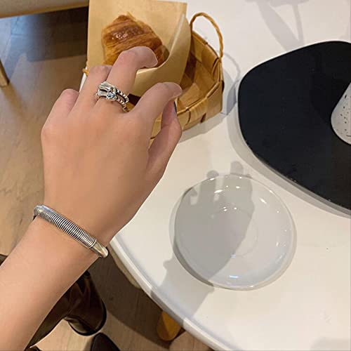 Pulsera de brazalete abierta ideal como regalo de pareja en tendencia 5