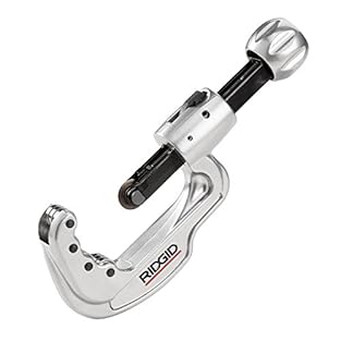 12 individual bearings replace traditional rollers, creating a smoother cut and allowing for increased speed around the tube Contoured frame allows for easy alignment while adjusting the cutter to make a cut Features a specially designed stainless st...