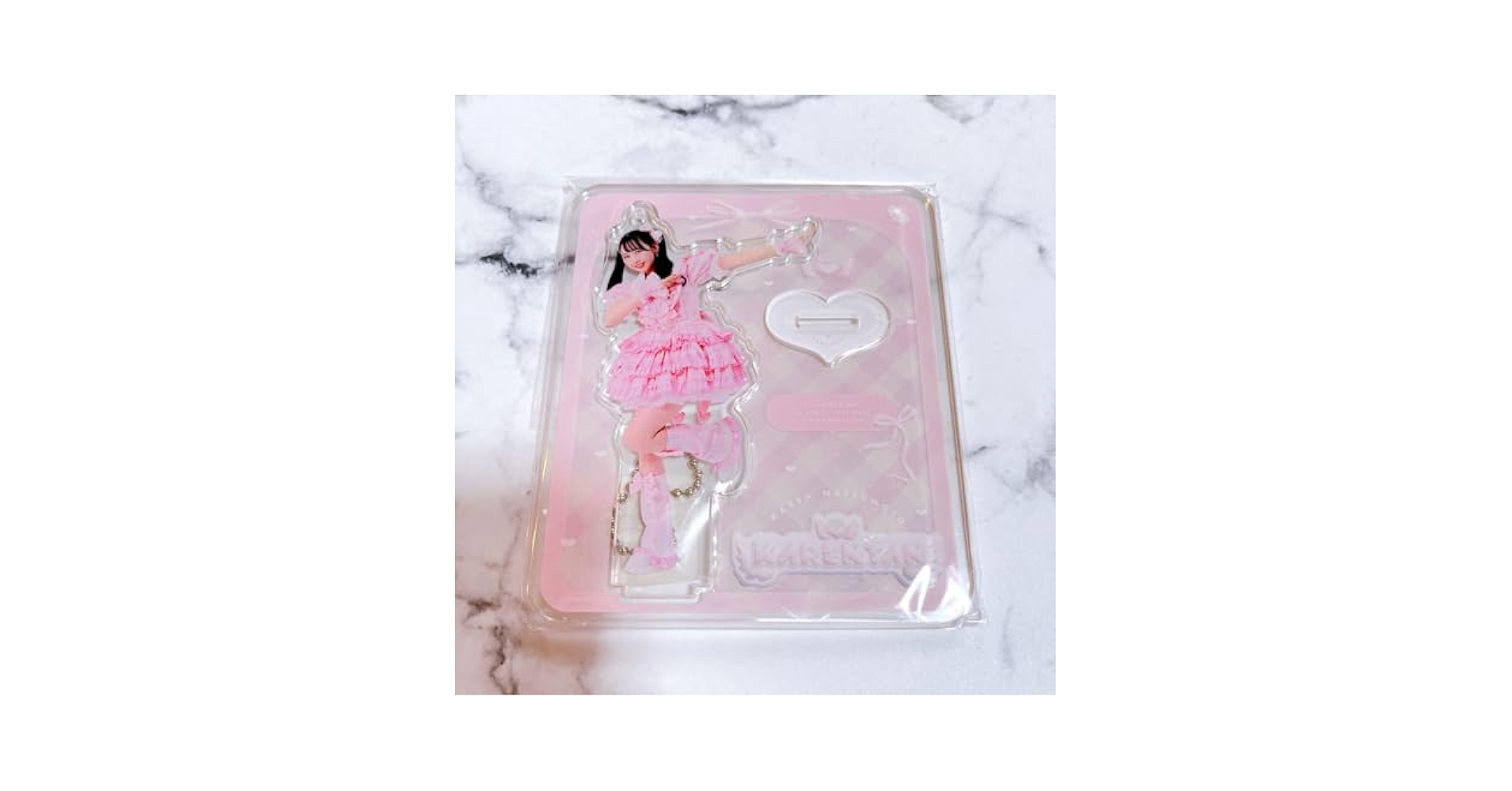 ただちゃん·͜·❤︎‬プロフ必読 FRUITS ZIPPER 松本かれんグッズ 🍓𝙋 𝙍 𝙀 𝙎 𝙀 𝙉 𝙏 𝐋𝐀𝐑𝐌𝐄 オフショット🎂 《 松本