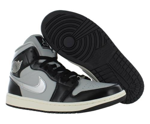 Image of Nike Women's Air Jordan 1 Mid SE Sneaker