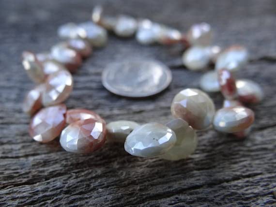 Préhnite briolette cœur facettée pour créer vos boucles d'oreilles bohèmes