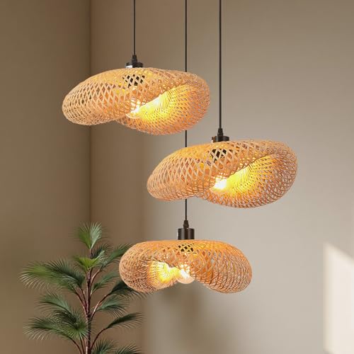 Lustre salon rotin tressé au style bohème pour créer un coin lecture cosy