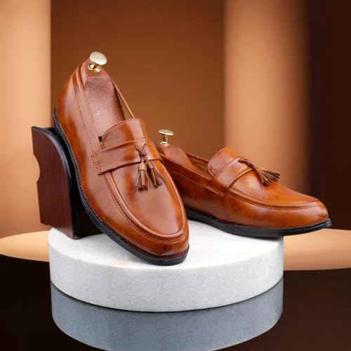 Image of WUGATTI Synthetic Slip-On Trendy, Stylish Casual Loafers for Men