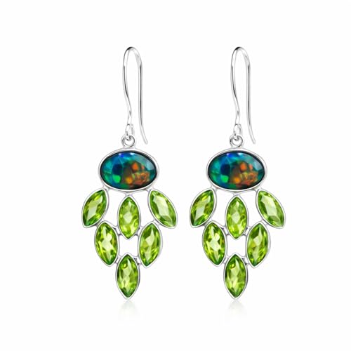 Boucles d'oreilles opale noire pour illuminer vos tenues de soirée chic