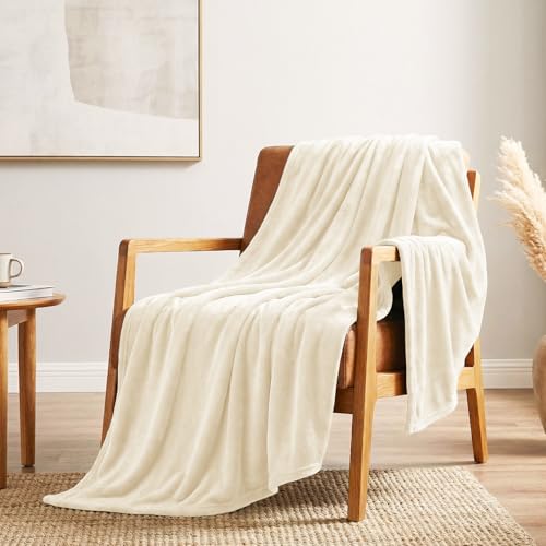 CozyLux Kuscheldecke Flauschig Decke Klein - Flanell Sofa Decke 130 x 150, Weiche Fleecedecke für Couch, Warme Wohndecke für 4 Jahreszeiten, Leicht Sofa Überwurf, Blanket 130x150 cm, Creme