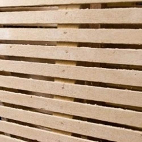  Laths di larice segato (4fts) 200 piedi (50 torni) per pacco