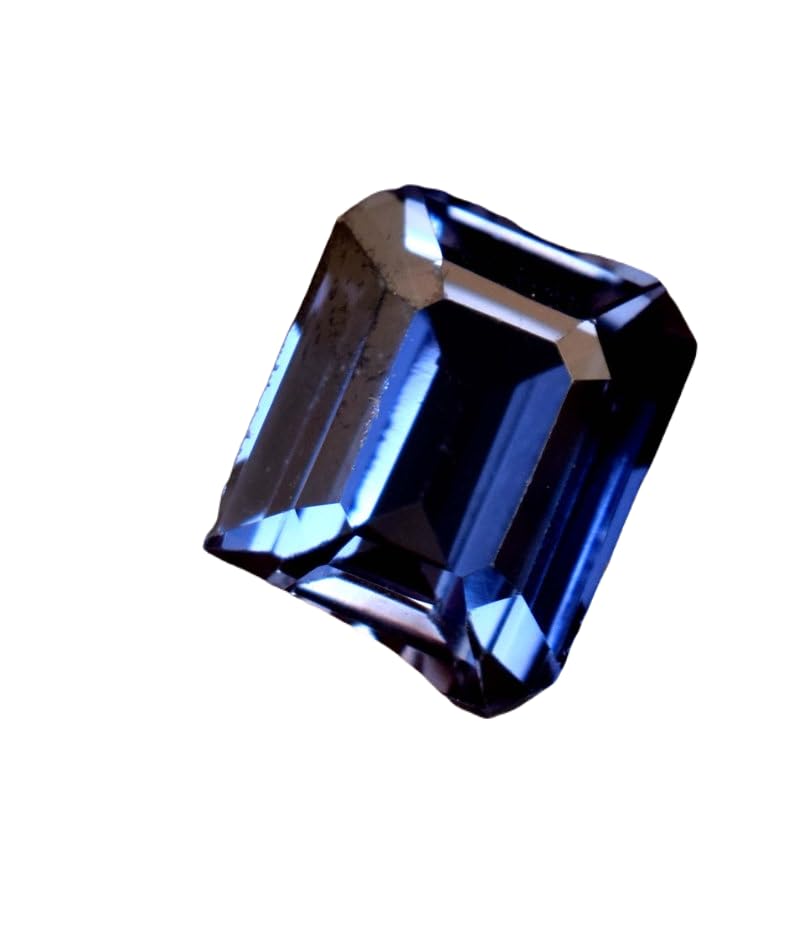 Saphir bleu de qualité supérieure taille émeraude pour haute joaillerie