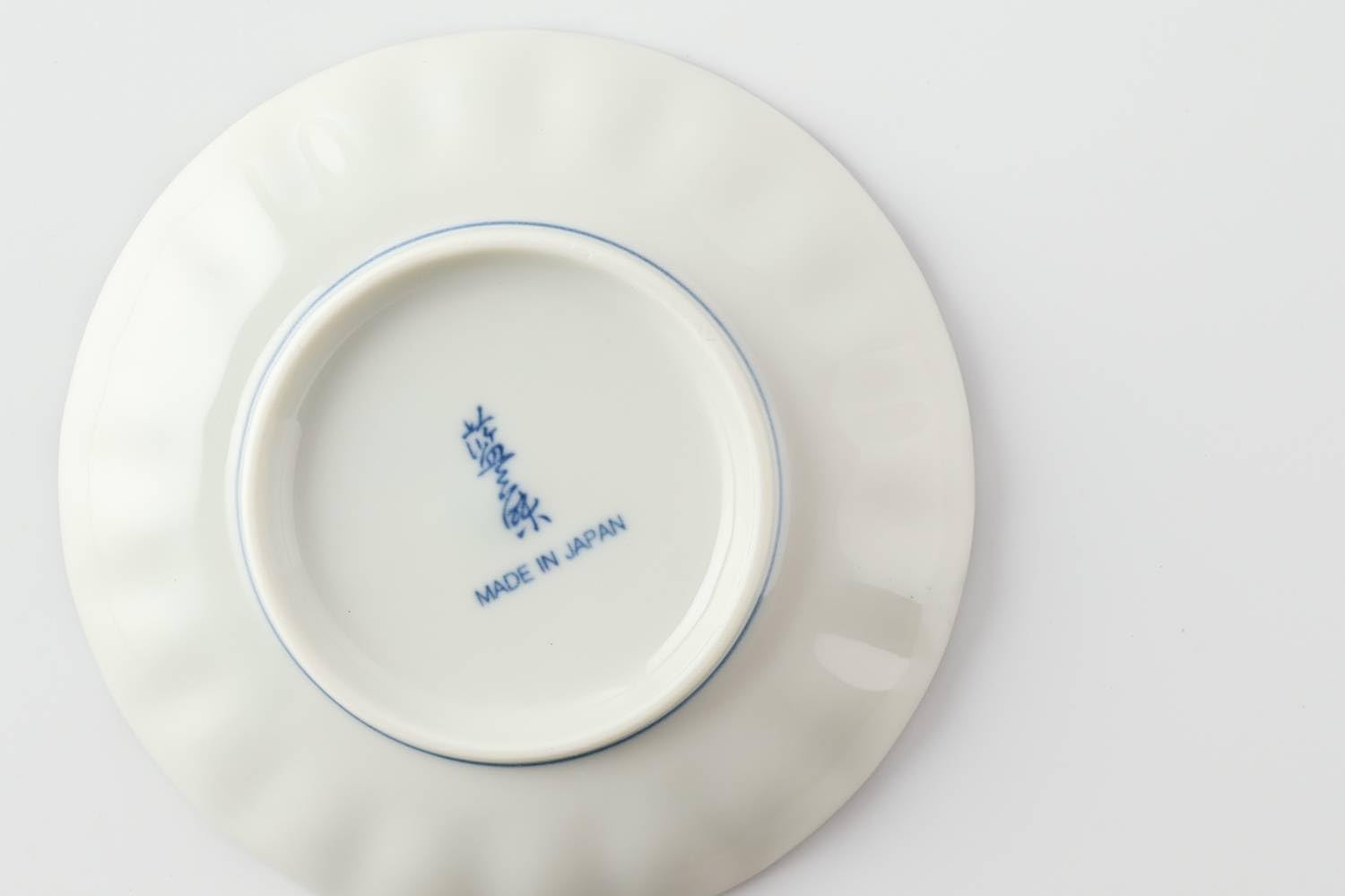 天藍釉菊口皿 天藍釉菊口皿