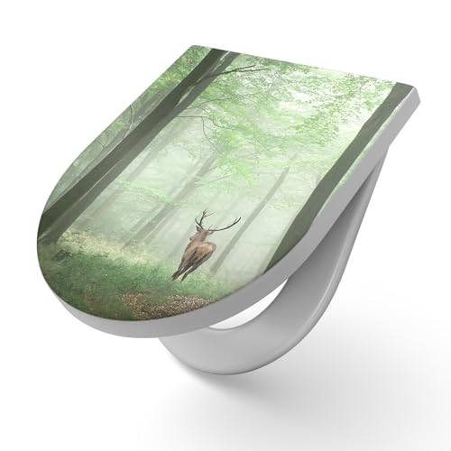 DEQORI Toilettensitz mit Motiv Hirsch zwischen Bäumen | WC Sitz in Weiß aus Duroplast | Format 36,4x45,4 cm – antibakterielle Klobrille für D-Form WC mit Deckel – pflegeleicht & dekorativ