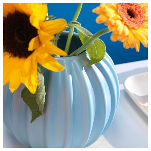Vase bleu clair SKOGSTUNDRA petit soliflore design 15cm