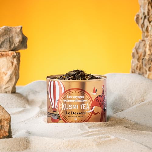 Kusmi Tea – Grüner Tee Noël Dessert – Aromen von Vanille, Apfel und Mandel – Köstlicher und leichter Grüner Tee – Limitierte Auflage 2025 – 90g Metalldose - Menge für etwa 50 Tassen