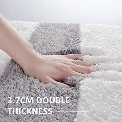 chakme Grey Bath Mat 61 x 91 cm Non Slip Bathroom Mat, Super Water Absorbent Microfiber Bath Rug, Soft, Fluffy, Machine Washable Bathroom Rug Bath Mats for Bathroom, Grey and White