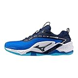 Las zapatillas de interior Mizuno Wave Stealth Neo 2 para adultos tienen las siguientes características: las zapatillas de interior Mizuno Wave Stealth Neo 2 para adultos son zapatillas de balonmano diseñadas para jugadores que necesitan estabilidad y amortiguación en el campo. Especificaciones: Ajuste: ajuste normal; cierre de cordones; DynamotionFit proporciona un ajuste mejorado. Material exterior: material exterior suave y flexible de malla ventilada con material sintético que envuelve el pie; el material DuraShield sobre la zona de los dedos protege los dedos de los pies. Amortiguación: la tecnología de amortiguación ENERZY y la tecnología Wave en el medio del pie proporcionan una amortiguación dinámica y estabilidad; entresuela U4icX y PoWnCe que proporcionan