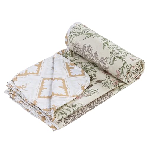 Image of Amazon Brand - Umi Blanket for Double Bed, 120 GSM Microfiber Single Layered Quilted Dohar, Soft Lightweight Reversible Printed AC Blanket Double Bed for All Season (Green & White, 220 x 240 cm)