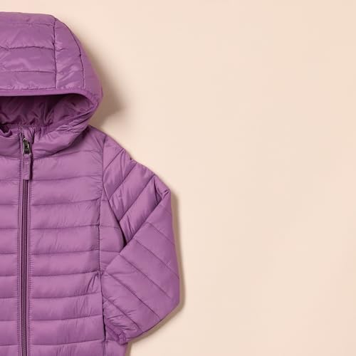 Amazon Essentials Girls and Toddlers’ Lightweight Water-Resistant Packable Hooded Puffer Jacket