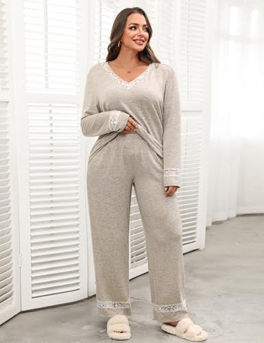  Women Plus Size Pajamas Set  - image 2